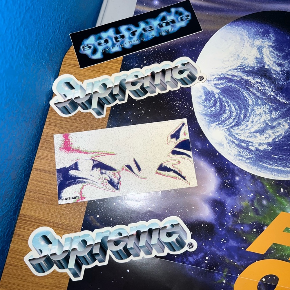 Supreme Accessory Bundle - Picture 2 of 3